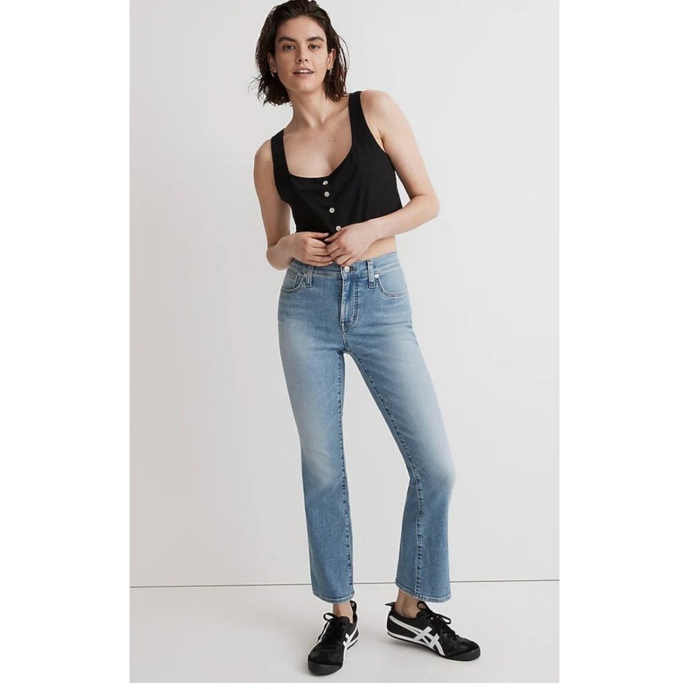 Madewell $138 Petite Kick Out Crop Jeans Carey Wash Size 26P NL777